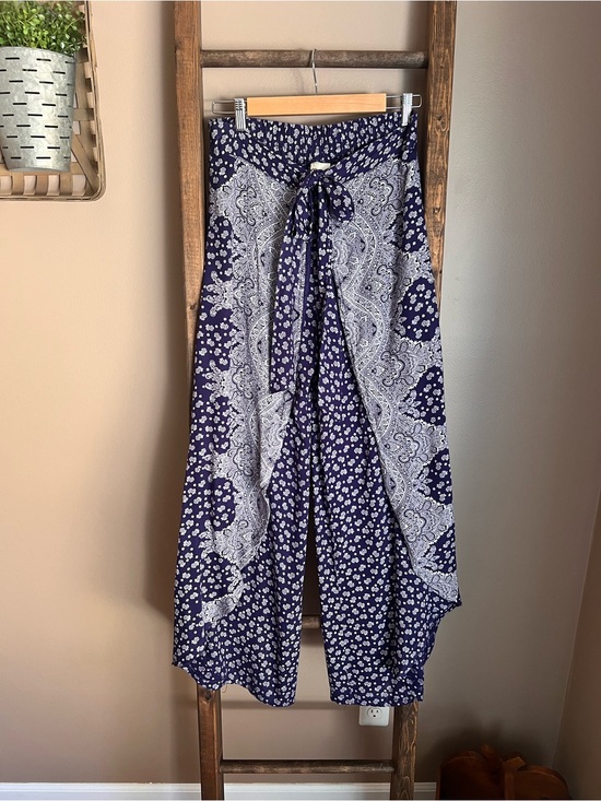 Japna Pants - Navy Paisley Bandana Print Wide-Leg Wrap Pants